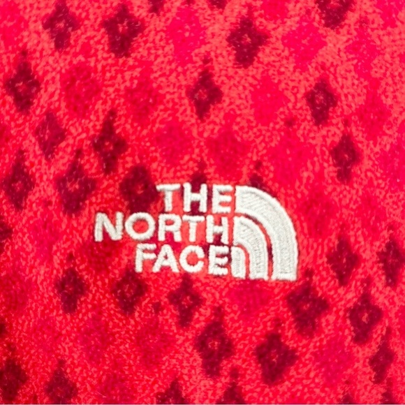 The North Face Red Patterned 1/4 Zip Pullover Size M Fall Cozy Outdoor - Picture 4 of 7